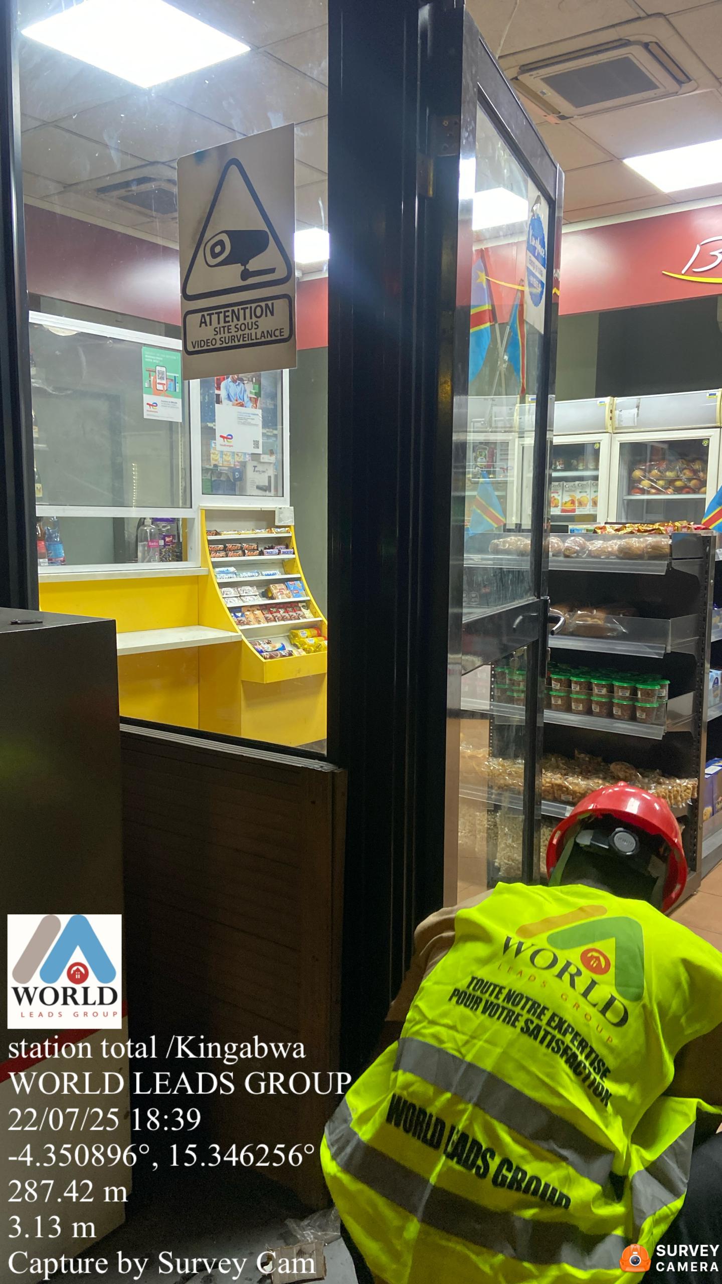 Pendant les travaux - Station-service Kingabwa - Travaux de serrurerie